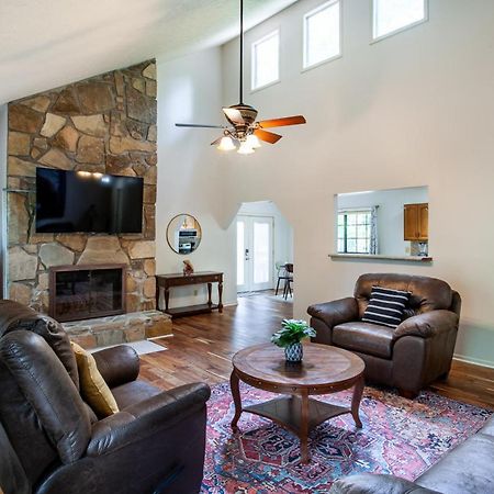 Little Cub Cottage - Mtn Views & Community Pools Gatlinburg Esterno foto