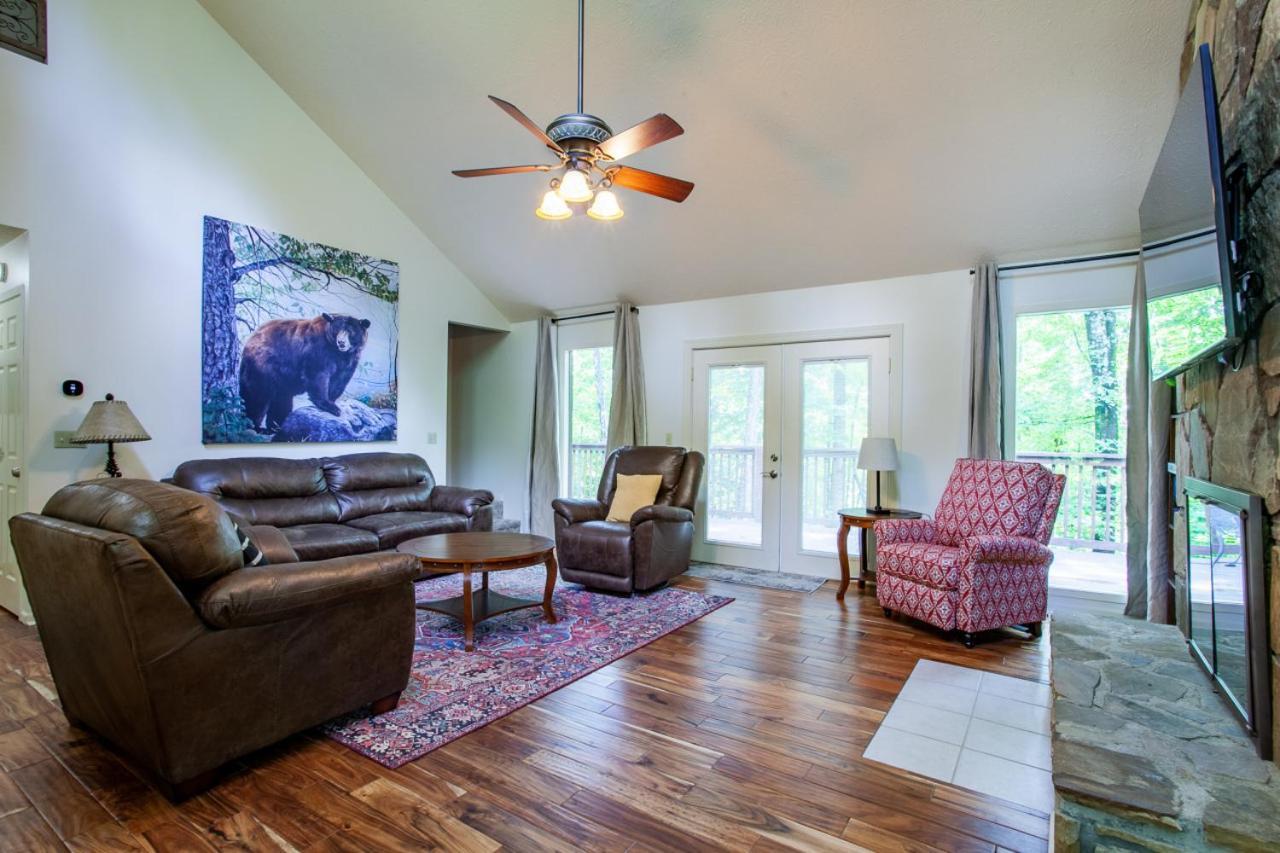 Little Cub Cottage - Mtn Views & Community Pools Gatlinburg Esterno foto